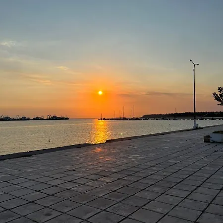 Apartament Wood Nea Michaniona